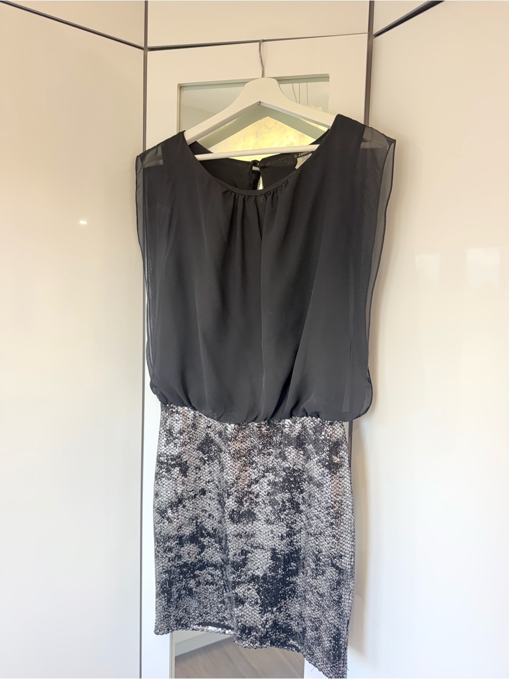 Black Blouse texture skirt Dress
